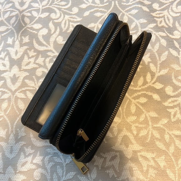 Fossil Wallet - Picture 5 of 5